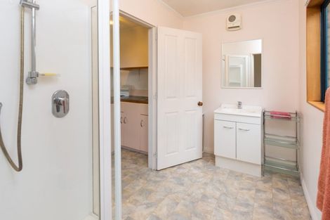 Photo of property in 2 Waimarama Street, Waikawa, Picton, 7220