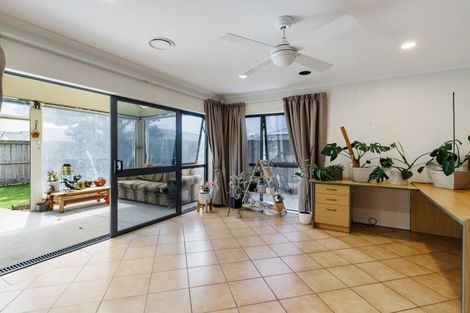 Photo of property in 6 Guildford Place, Rototuna North, Hamilton, 3210