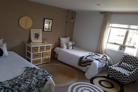 Photo of property in Henry Walton Flats, 5/2 Upper Queen Street, Auckland Central, Auckland, 1010