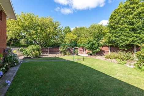 Photo of property in 32 Wadeley Road, Ilam, Christchurch, 8041