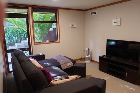 Photo of property in 1/1 Carlisle Road, Torbay, Auckland, 0630