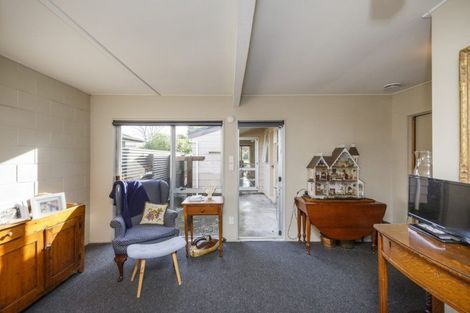 Photo of property in 40 Pencarrow Street, Highbury, Palmerston North, 4412