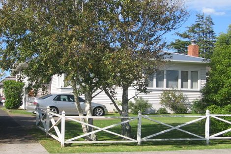 Photo of property in 2/11 Coates Road, Papatoetoe, Auckland, 2025