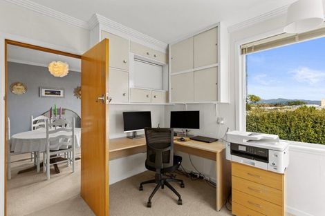 Photo of property in 5 Price Street, Westown, New Plymouth, 4310