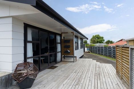 Photo of property in 127 Queen Street West, Levin, 5510