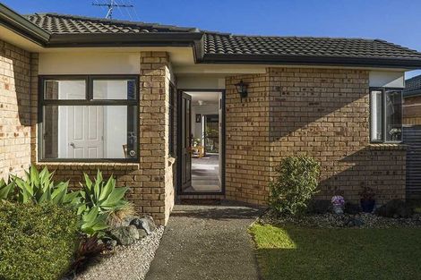 Photo of property in 2 Milton Road, Orewa, 0931