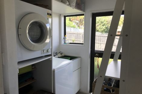 Photo of property in 79 Vipond Road, Stanmore Bay, Whangaparaoa, 0932