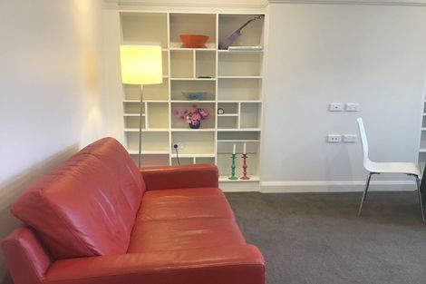 Photo of property in Fountain Court, 6/48 Oriental Parade, Oriental Bay, Wellington, 6011