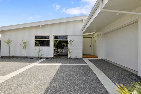 Photo of property in 63c Mangorei Road, Strandon, New Plymouth, 4312