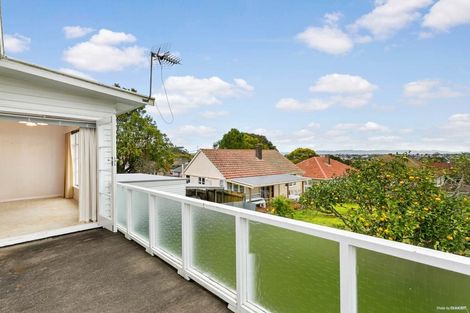 Photo of property in 18 Fulljames Avenue, Mount Roskill, Auckland, 1041