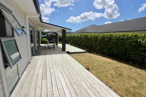 Photo of property in 148 Kupe Drive, Whitianga, 3510