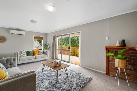 Photo of property in 15 Annison Avenue, Glen Eden, Auckland, 0602