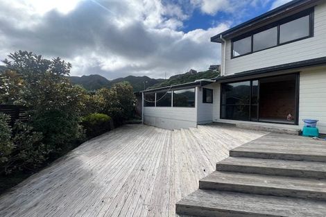 Photo of property in 24 Gaya Grove, Ngaio, Wellington, 6035