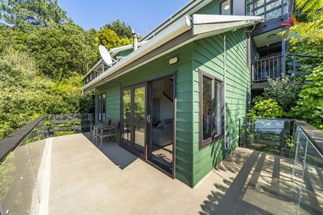 Photo of property in 93 Miromiro Road, Normandale, Lower Hutt, 5010