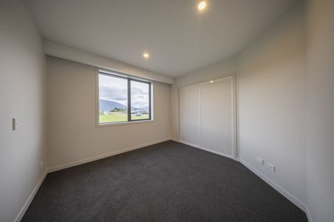 Photo of property in 21 Tukare Loop, Te Anau, 9600
