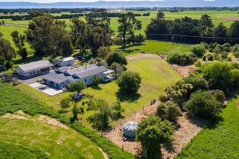 Photo of property in 507 Martinborough Pirinoa Road, Dyerville, Martinborough, 5781