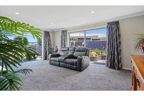 Photo of property in 33 Macphail Avenue, Rangiora, 7400