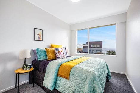 Photo of property in 6 Tregear Place, Camborne, Porirua, 5026