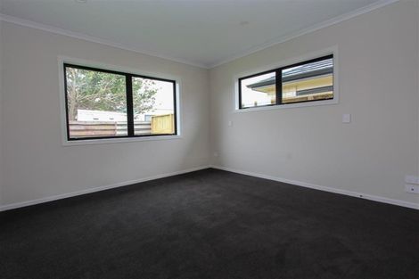 Photo of property in 3 Heath Street, St Andrews, Hamilton, 3200