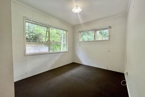 Photo of property in 2/22 Chivalry Road, Glenfield, Auckland, 0629