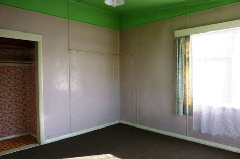 Photo of property in 53 Peel Street, Westport, 7825