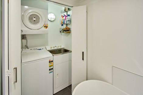 Photo of property in Dominion Apartments, 1/80 Victoria Street, Wellington Central, Wellington, 6011