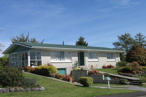 Photo of property in 8 Campbell Place, Pukehangi, Rotorua, 3015