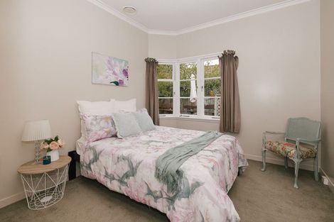 Photo of property in 14 Trent Avenue, Hokowhitu, Palmerston North, 4410