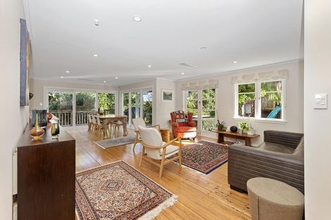 Photo of property in 14 Mayburn Road, Te Atatu Peninsula, Auckland, 0610