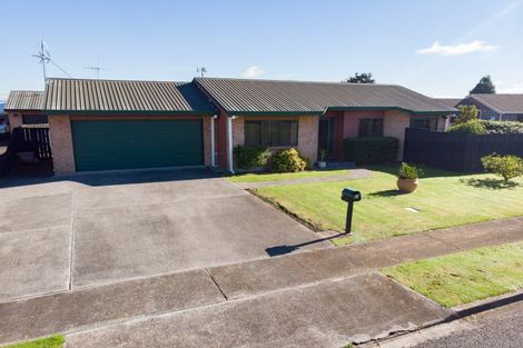 Photo of property in 9a Walton Place, Ngatea, 3503