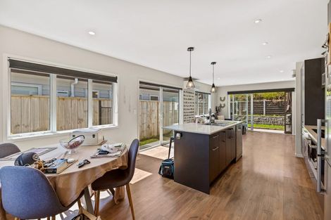 Photo of property in 48 Accolage Boulevard, Kumeu, 0810