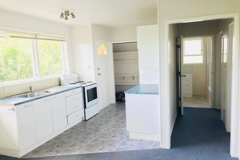 Photo of property in 83 Fairclough Road, Beach Haven, Auckland, 0626