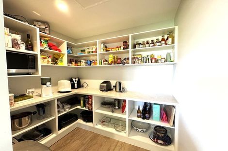 Photo of property in 64 Cameron Road, Hillend, Balclutha, 9272