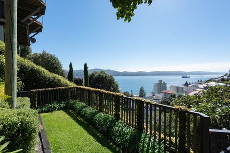 Photo of property in 5 Bayview Terrace, Oriental Bay, Wellington, 6011