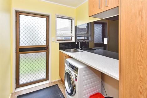 Photo of property in 1/82 Rangitoto Road, Papatoetoe, Auckland, 2025