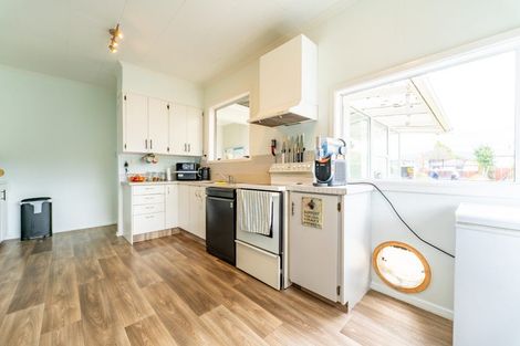 Photo of property in 6 Naylor Street, Waimate, 7924