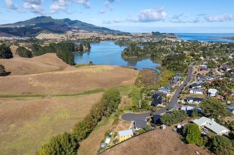 Photo of property in 38 Robertson Street, Raglan, 3225