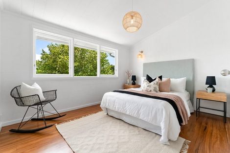 Photo of property in 99 Matipo Road, Te Atatu Peninsula, Auckland, 0610