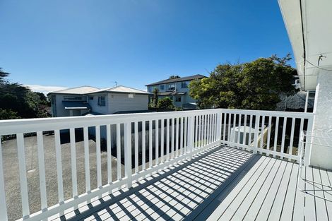 Photo of property in 21 Ludlow Terrace, Totara Vale, Auckland, 0627