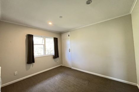 Photo of property in 57 Sylvan Crescent, Te Atatu South, Auckland, 0610
