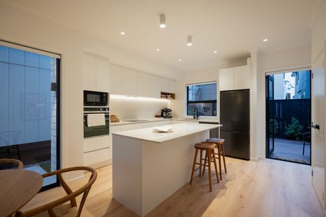 Photo of property in 12 Papai Lane, Massey, Auckland, 0614