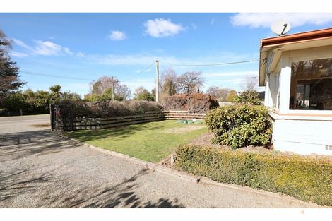 Photo of property in 69 Main North Road, Geraldine, 7930