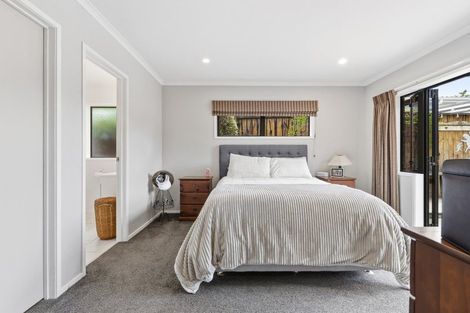 Photo of property in 27 Somerton Drive, Huntington, Hamilton, 3210