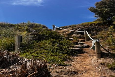 Photo of property in 42 Karoro Road, One Tree Point, 0118