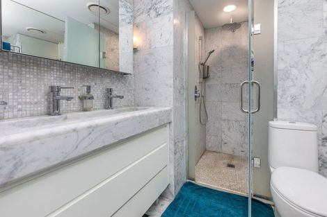 Photo of property in 9d/2 Saint Martins Lane, Grafton, Auckland, 1010