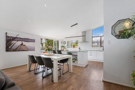 Photo of property in 11 Icarus Place, Sunnybrook, Rotorua, 3015