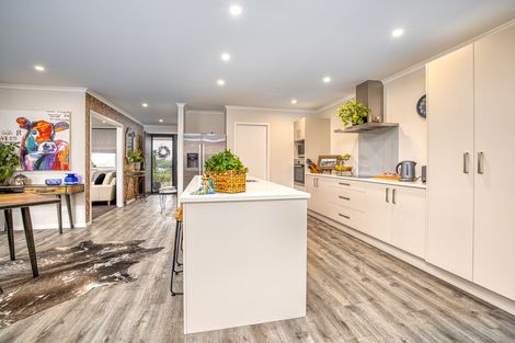 Photo of property in 330 Swarbrick Drive, Te Awamutu, 3800