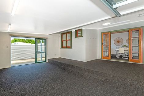 Photo of property in 17 Ormond Road, Whataupoko, Gisborne, 4010