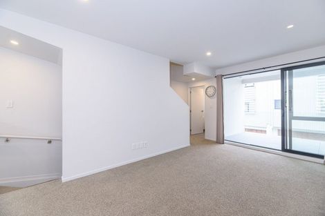 Photo of property in 36 Akeake Lane, Albany Heights, Auckland, 0632