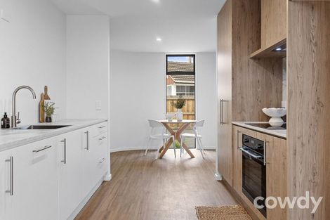 Photo of property in 2/93 Hills Road, Edgeware, Christchurch, 8013